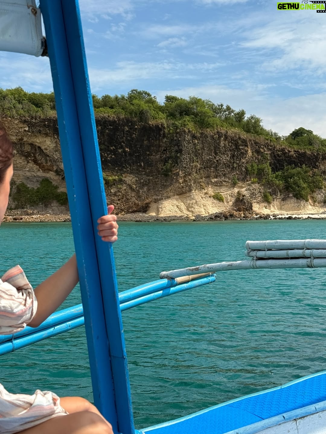 Angelina Cruz - 45.5K Likes - more of me by the sea & buddy