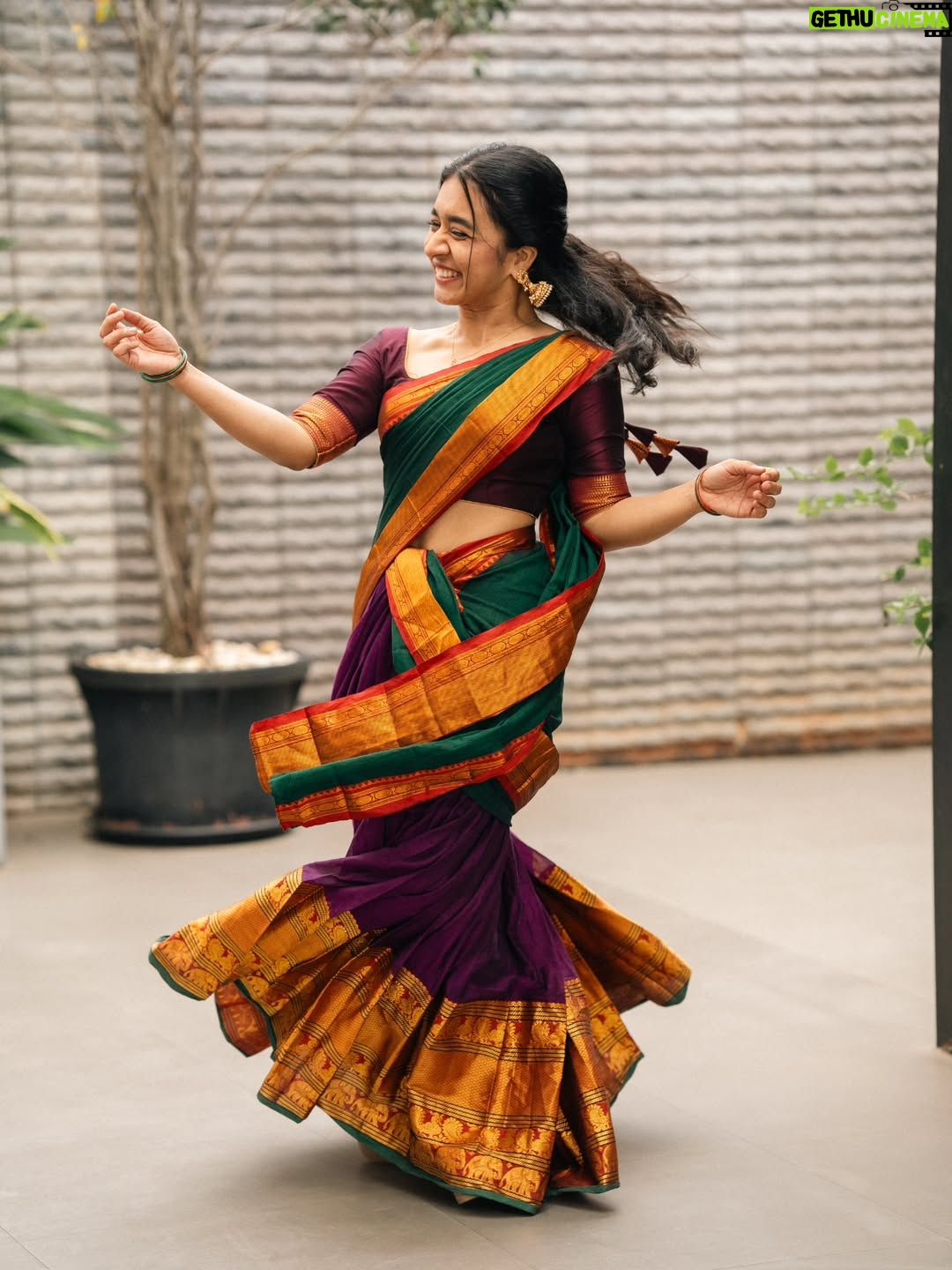 Anishma - 142.8K Likes - 💫💫💫
Photography @portraitsbylokesh 
Costume @rashmimuraleedharan