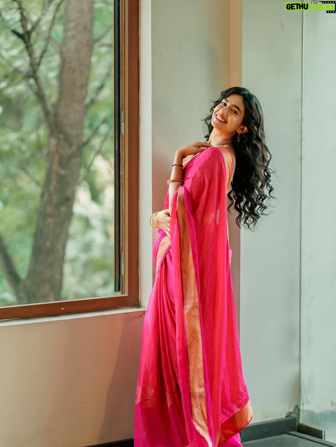 Anjali Anish - 6.9K Likes - Jelly’s Land 
.
.

Photos by @reflectionofmymemories 
Make up by @makeoverby_raj