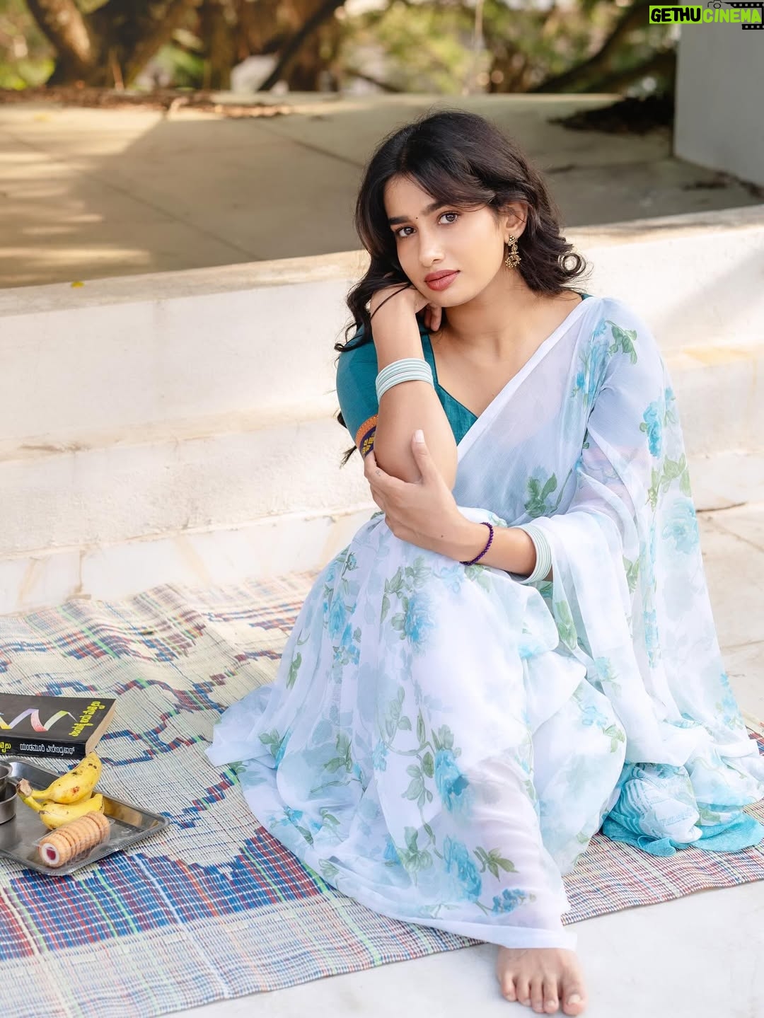 Anjali Anish - 3.3K Likes - you, me and sweet nothings 🦋☕️🪷
.
@assyadesigner