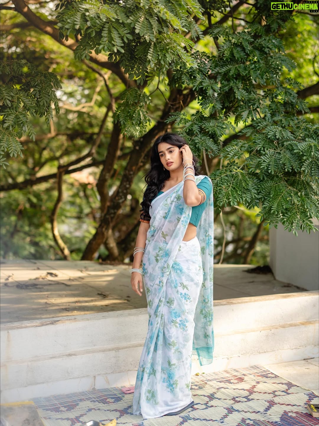 Anjali Anish - 3.3K Likes - you, me and sweet nothings 🦋☕️🪷
.
@assyadesigner