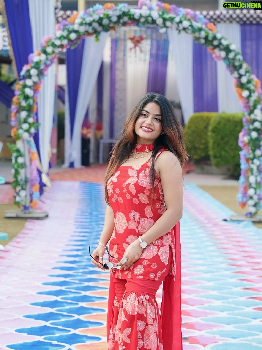 Anjali Jain - 2.7K Likes - Veerey di wedding🥳❤️
.
.
#wedding #trending #explore #fun #haldi