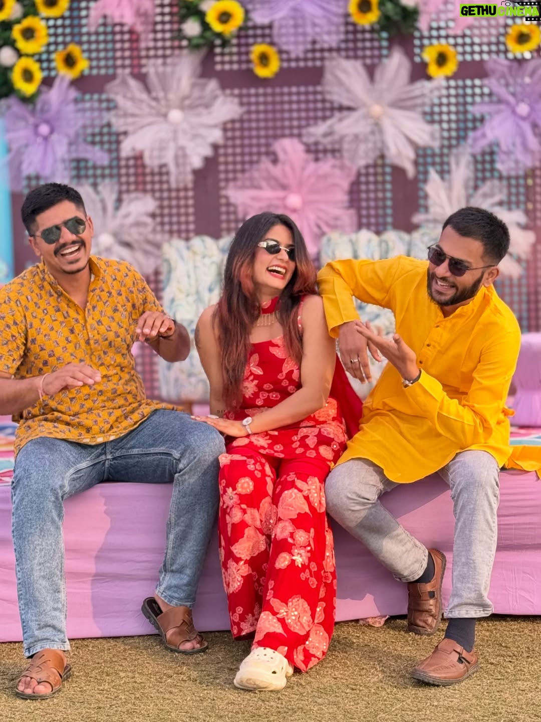 Anjali Jain - 2.7K Likes - Veerey di wedding🥳❤️
.
.
#wedding #trending #explore #fun #haldi
