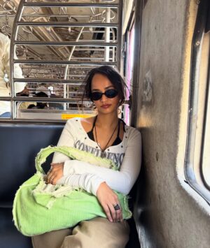 Anjali Sivaraman Instagram - Town day! To many more of these in the new year ❤️