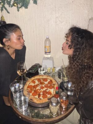 Anjali Sivaraman Instagram - A week in December ❤️
Work, music, friends, cattos🥰