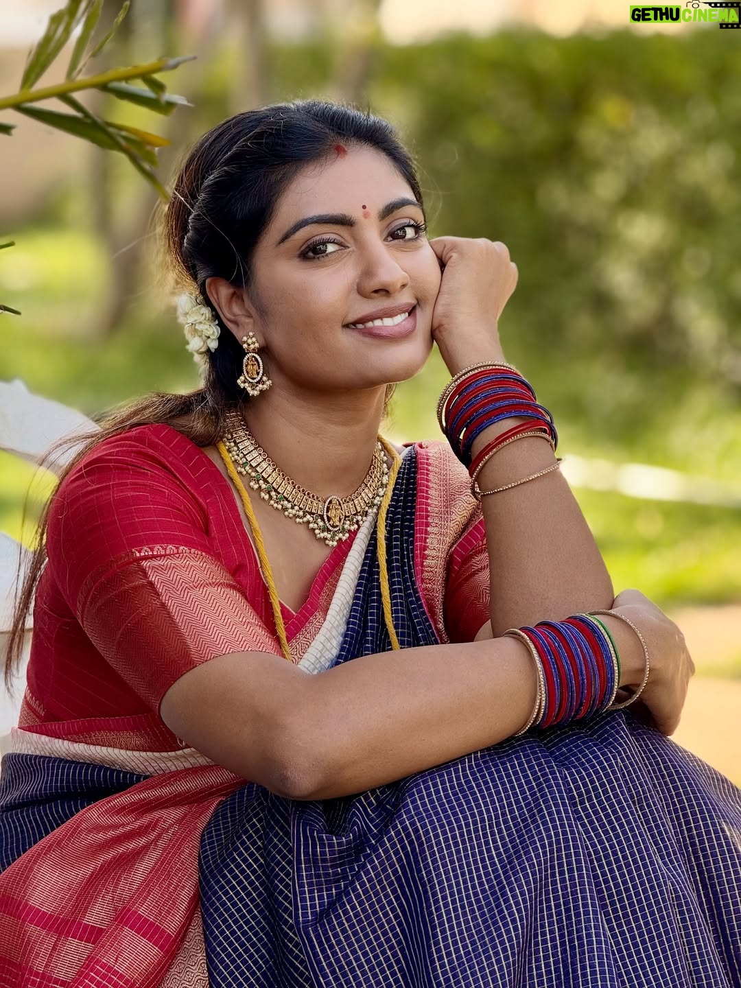 Anjana Srinivas - 5.7K Likes - Kodi kangalo pothathu..

Anjana X safa bonding💥❤️

#anjali #anjanasrinivas #maari #zeetamil #zee #zeeonthegoreels #insta #india #inspiration #instagram #instagood #instamood #instapic #celebreties #actress #actorslife #childartist #safachildartist #kids #kidslove #kidsfashion #cute #cutepic #kidspose