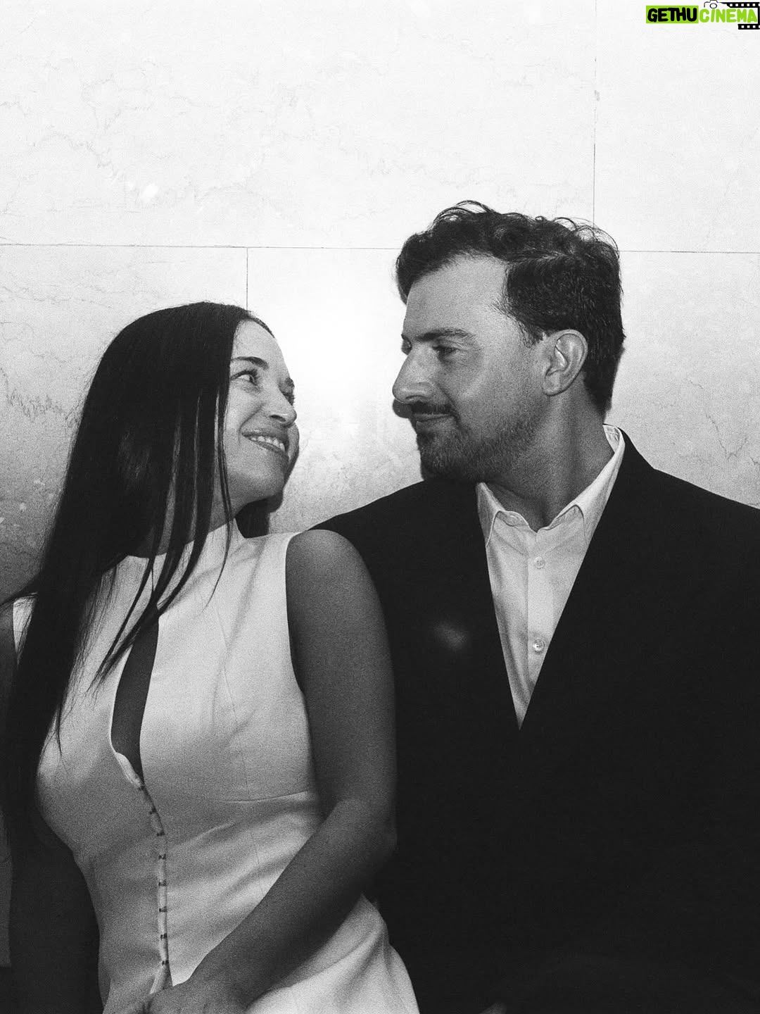Anjelica Bette Fellini - 3K Likes - On a quiet Wednesday morning at City Hall in Brooklyn, I married my best friend ❣️ 

📷 by @anjelicafellini