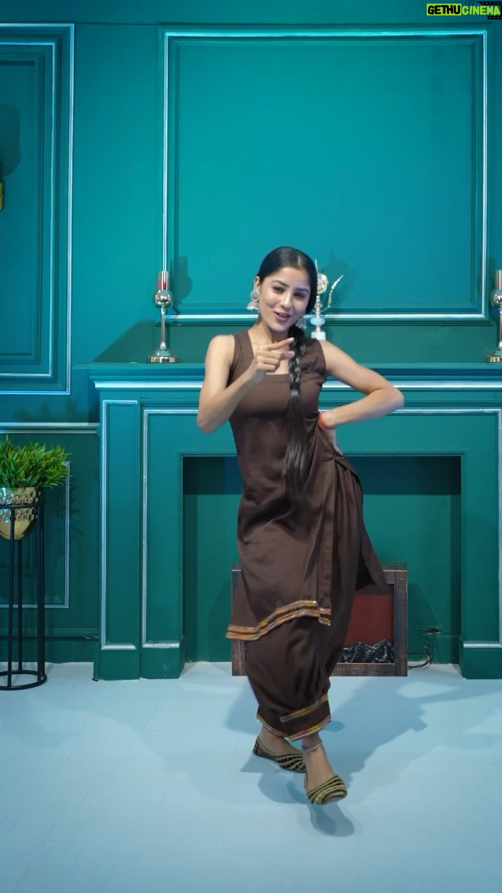 Anju Mor - 194K Likes - kya loge bol de?😜
suit @shalu935545 
.
.
.
#anjumordance #anjumor #reelsvideo #reelitfeelit