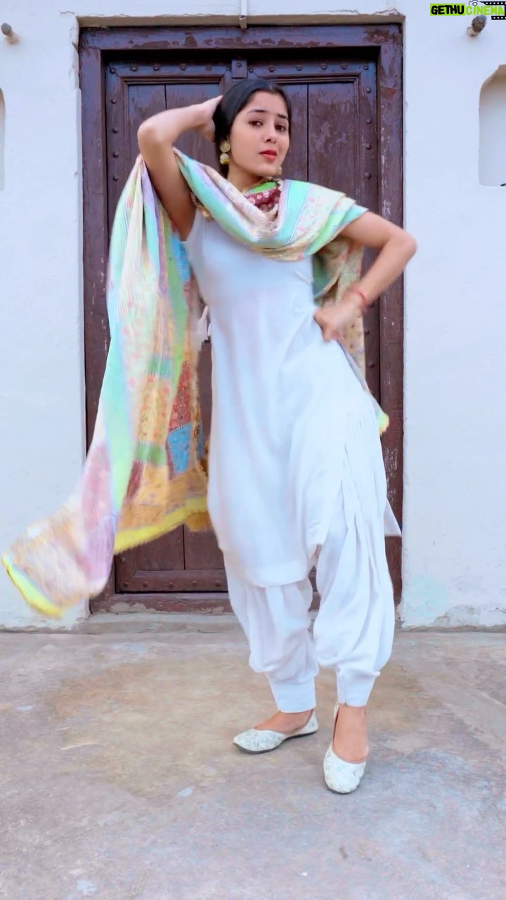 Anju Mor - 157.8K Likes - On demand🌸😍
.
.
.
.
#anjumordance #anjumor #reelsinstagram #reelitfeelit