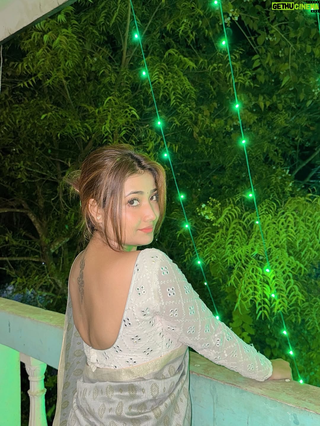 Ankeeta Mahato - 92.9K Likes - 🦢