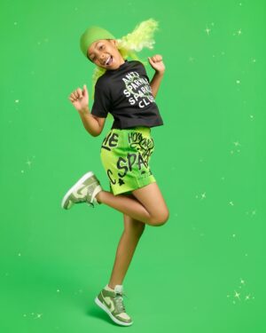 Anna Banner Instagram - DOUBLE DIGITS BABY!!!!! 🎉🎉🎉🎉
…… the one SOFIA turns 10 🥰🥰🥰 
Happy 10th birthday My World💝
#rainbowhigh #jadehunter 
•
@heiresscouturenigeria thank you for bringing all our favorite rainbow high characters to life with your gifted hands! 
Outfit @heiresscouturenigeria 
Photography @eleanorgoodeyphotography 
Hair @hairssencekids