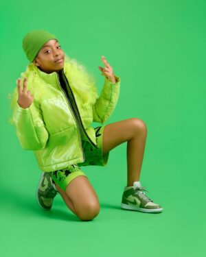 Anna Banner Instagram - DOUBLE DIGITS BABY!!!!! 🎉🎉🎉🎉
…… the one SOFIA turns 10 🥰🥰🥰 
Happy 10th birthday My World💝
#rainbowhigh #jadehunter 
•
@heiresscouturenigeria thank you for bringing all our favorite rainbow high characters to life with your gifted hands! 
Outfit @heiresscouturenigeria 
Photography @eleanorgoodeyphotography 
Hair @hairssencekids