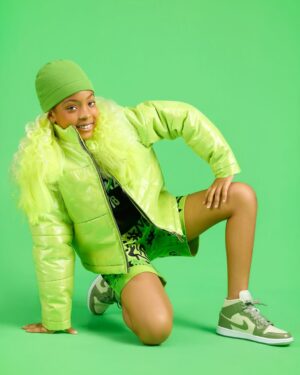 Anna Banner Instagram - DOUBLE DIGITS BABY!!!!! 🎉🎉🎉🎉
…… the one SOFIA turns 10 🥰🥰🥰 
Happy 10th birthday My World💝
#rainbowhigh #jadehunter 
•
@heiresscouturenigeria thank you for bringing all our favorite rainbow high characters to life with your gifted hands! 
Outfit @heiresscouturenigeria 
Photography @eleanorgoodeyphotography 
Hair @hairssencekids