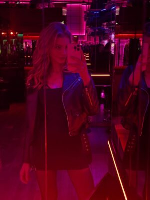 Anna Maria Iliadou Instagram - ❤️✨🖤