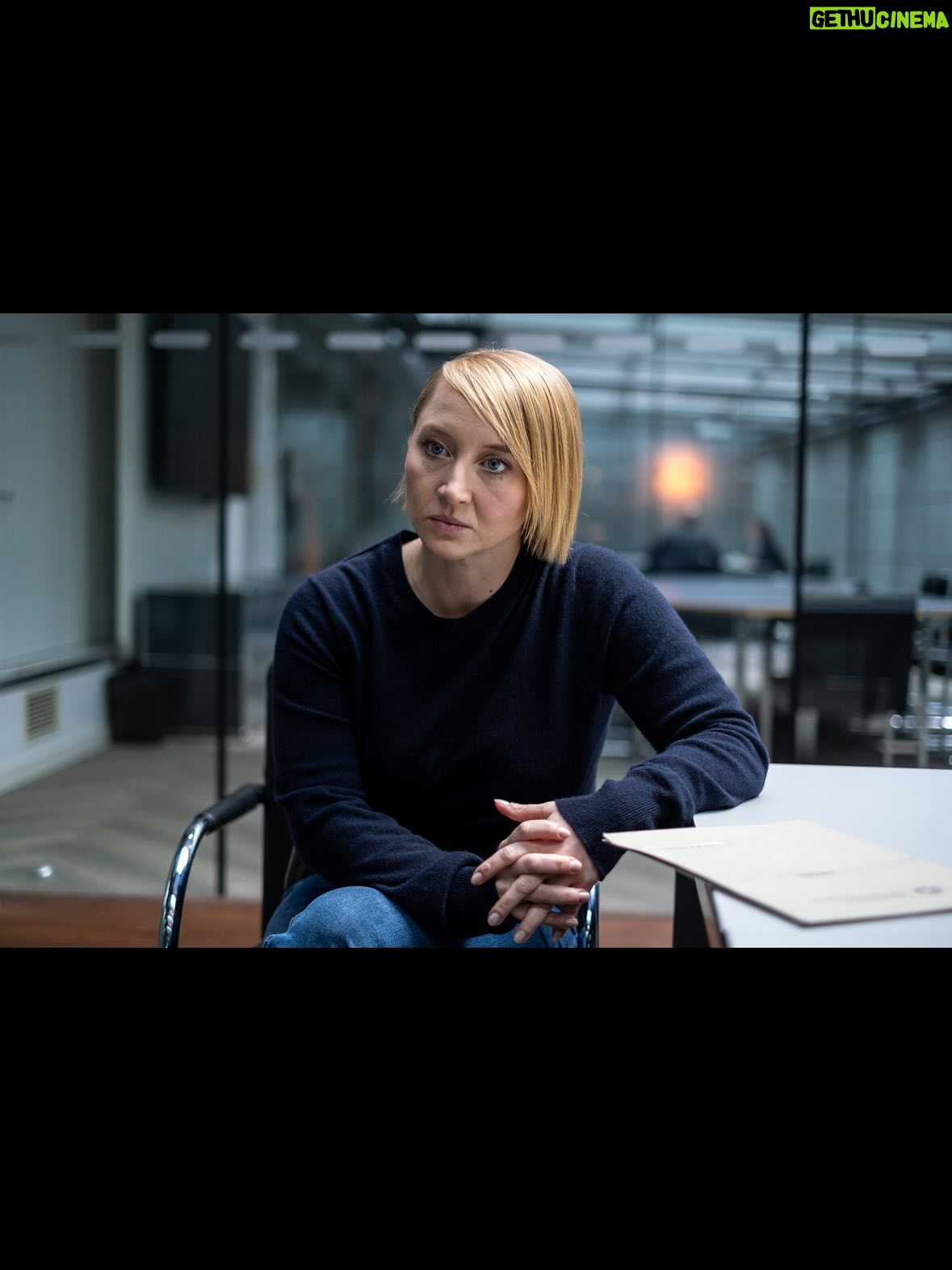 Anna Maria Mühe - 6.9K Likes - Ein besonderer Solo.
Es ist der 10. Fall und danach ist nichts mehr so wie es war.
Only Love for you all #camilljammal @peterxjordan @networkmovie @gunnarfuss @milenapfleidererbritschgi uvm
Schaltet ein,Montag 20:15 Uhr im ZDF oder jetzt schon in der Mediathek! @zdf.de 📸 @manju.de