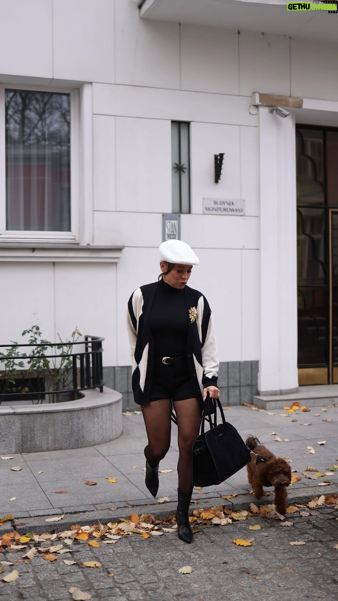Anna Mucha - 11.2K Likes - [współpraca reklamowa z @wojas_official 
Idę z Wojasem od kilku lat przez cały świat! 

Z okazji 35-lecia marki mam dla Was kod zniżkowy ANNA26 dający -26% na WSZYSTKO!!!
Kod ważny 25.11-28.11 do końca dnia 😉.