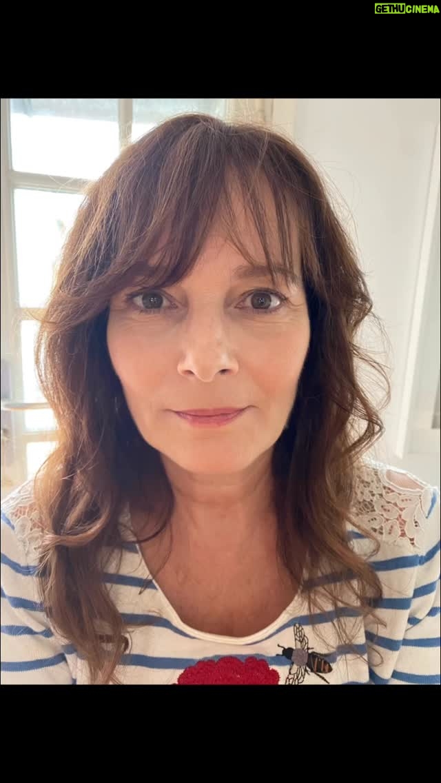Anne Décis - 2.3K Likes - Happy anniversary la Chouteucherie’s Queen!!

Merci la Vie de partager Cecilia Hornus dans mon quotidien.
Merci Linette et Jacques d’avoir créé cet être sensible, drôle, loyal et aimant. 
Merci pour les larmes et les rires.

Je t’Aime tant mon amie.🌟💙

#DancingQueen @ceciliahornusoff

Photos de nos iPhones et de @chlartigephoto ☀️