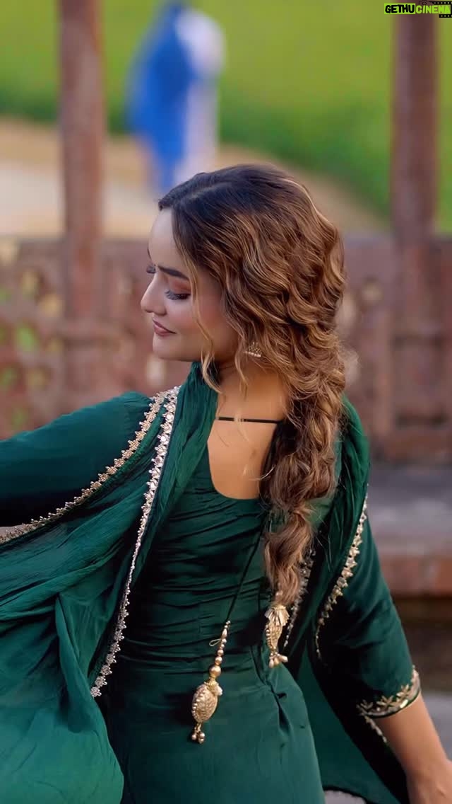 Annie Rana - 105.9K Likes - Aaja Tainu Akhiyan Odeek Diyan 🥰♥️
.
.
#aajatainuakhiyaudeekdiya #nusratfatehalikhan #annierana #punjabimodel