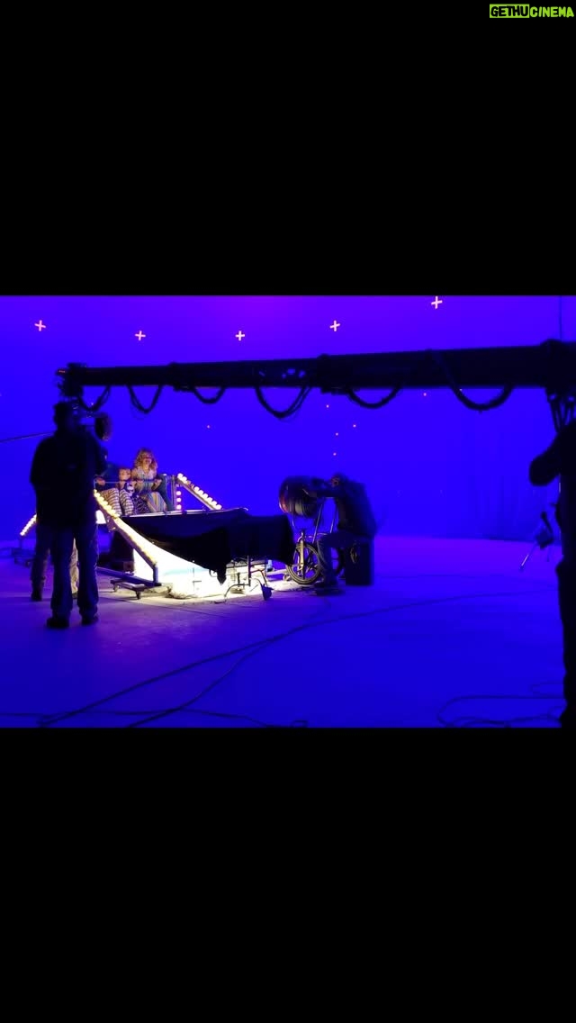 Anniston Price - 52.7K Likes - Season 3 behind the scenes! This season was just pure childhood joy! Carnival rides, set pups, and so many fun memories. It was our first time 1) getting audio wired, 2) green (well blue) screen work, and 3) being on set without our twin because we alternated days. #strangerthings3 #behindthescenes #hollywheeler