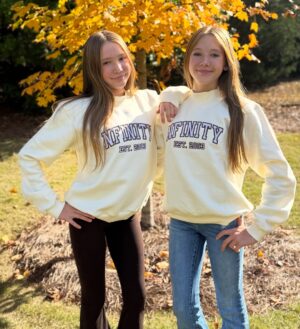 Anniston Price Instagram - It’s sweater weather, and we have the perfect comfy mock neck to keep us warm! This cute Nfinity top gives all the fall vibes and drops November 14th! #sweaterweather #nfinity #twins