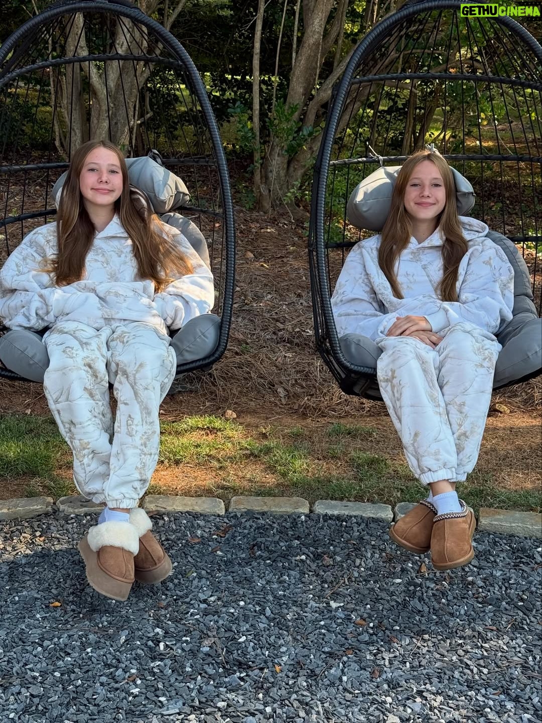 Anniston Price - 2K Likes - @comfrt has the perfect fall essentials for lounging  or play! Get 15% off your purchase with our code: Link is in our bio!