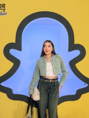Annu Sood Instagram - DAY WITH @snapchat ✨