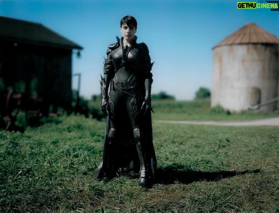 Most liked Instagram photo of Antje Traue