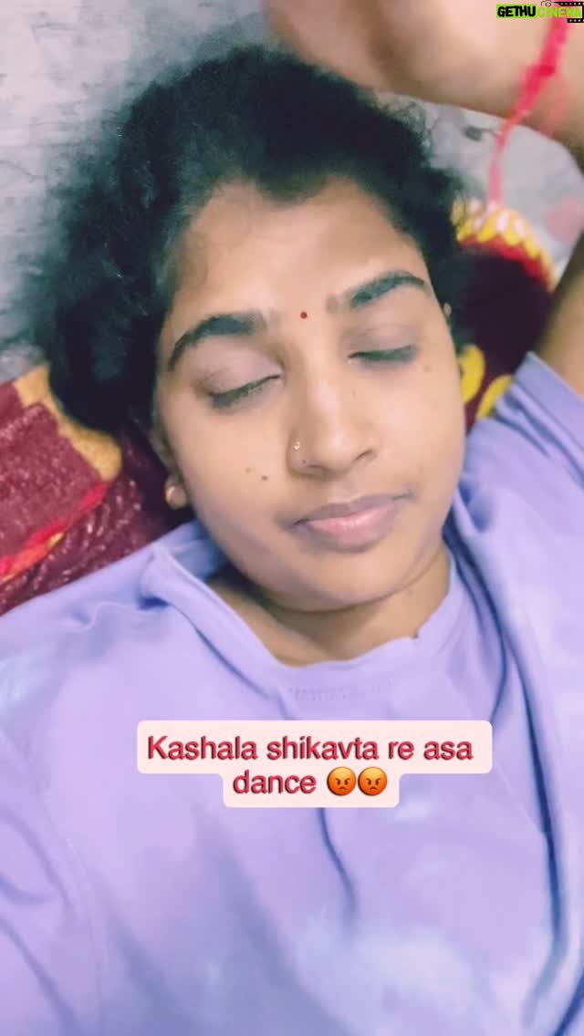 Anuja Mule - 7.6K Likes - Lekra la lekra sarkha rahu dya 🙏💯💯 @anuja_mule_9146 #dance #instagram #viralreels #viralvideos #viral #reelsinstagram #reels #instagood #insta #viralpost #reelsindia
