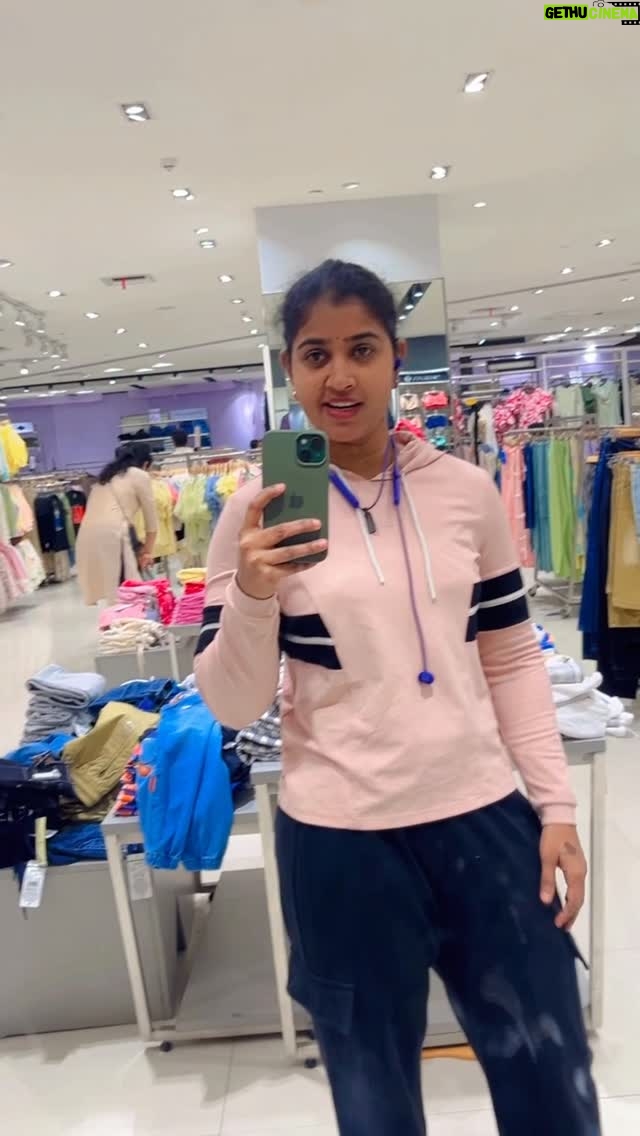 Anuja Mule - 3.8K Likes - Lok mhntat me bheem geet vr video banavte tr me jay bhim wali aahe ka ???? Me shivbhim wali aahe 🙏🙏 @anuja_mule_9146  #instagram #jayshivray #jaybhim #jayshivbhim #manus #bhimsainik