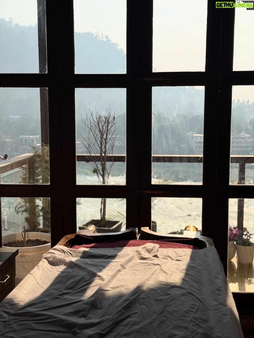 Anumol - 18.4K Likes - A day at Rishikesh 🤍
I didn’t explore much. I came here with no plans just decided to surrender to the place and flow with it. Got to know the city a little, experienced the Ganga, and honestly, that felt enough.
Also, had to mention @bemonkwellness food was amazing, so tasty, and felt like proper healthy food so delicious and looked nice also. So comforting. Loved the ambience, the yoga space, and especially that balcony at the restaurant area🤍 
This day is only about roaming around Lakshman Jula, Ganga Arti and food.. Back home play time with Kanmani, Leela & Yoda. Some places don’t need rushing. They just need feeling 🧿