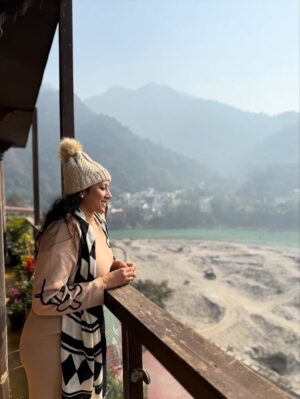Anumol Instagram - A day at Rishikesh 🤍
I didn’t explore much. I came here with no plans just decided to surrender to the place and flow with it. Got to know the city a little, experienced the Ganga, and honestly, that felt enough.
Also, had to mention @bemonkwellness food was amazing, so tasty, and felt like proper healthy food so delicious and looked nice also. So comforting. Loved the ambience, the yoga space, and especially that balcony at the restaurant area🤍 
This day is only about roaming around Lakshman Jula, Ganga Arti and food.. Back home play time with Kanmani, Leela & Yoda. Some places don’t need rushing. They just need feeling 🧿