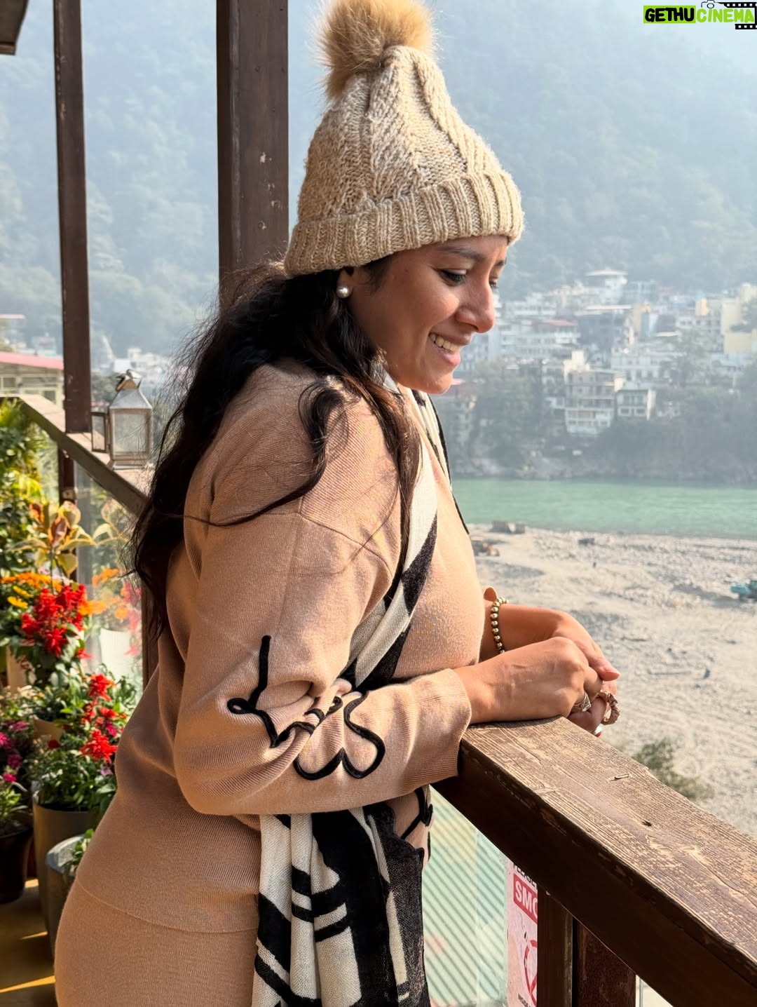 Anumol - 18.4K Likes - A day at Rishikesh 🤍
I didn’t explore much. I came here with no plans just decided to surrender to the place and flow with it. Got to know the city a little, experienced the Ganga, and honestly, that felt enough.
Also, had to mention @bemonkwellness food was amazing, so tasty, and felt like proper healthy food so delicious and looked nice also. So comforting. Loved the ambience, the yoga space, and especially that balcony at the restaurant area🤍 
This day is only about roaming around Lakshman Jula, Ganga Arti and food.. Back home play time with Kanmani, Leela & Yoda. Some places don’t need rushing. They just need feeling 🧿