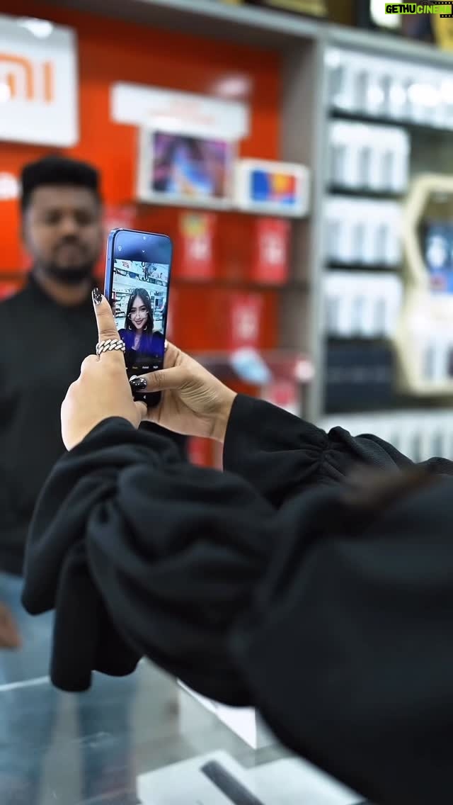 Anushka Sutar - 15.4K Likes - Task konta hi aso, Winner tar tharlela aahe... Redmi 15 5G! 🥰

✅ Royale Design
✅ 6000mAh Battery
✅ Segment’s Largest & Smoothest Display
✅ 50MP AI Dual Camera

Because in 2026, there’s only one boss, #2026KaBigBoss.

#Redmi15C5G #NoDramaOnlyPerformance #PhoneGoals #DailyHustle XiaomiIndia Kolhapur
