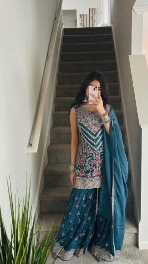 Anwita Sundaram Instagram - Aaja Sohneya 😉🤗 wearing @ashco_collective ‘s Noor-e-Sapphire Sharara 💙💙💙 This outfit is EFFORTLESS grace @iamashimaarora 

Outfit @ashco_collective 

[ Aaja Sohneya, #Transition, Indian Outfits, #Traditional, Wedding Outfit Inspo, #Blue, Sharara, #AnwitaSundaram, Algorithm ]