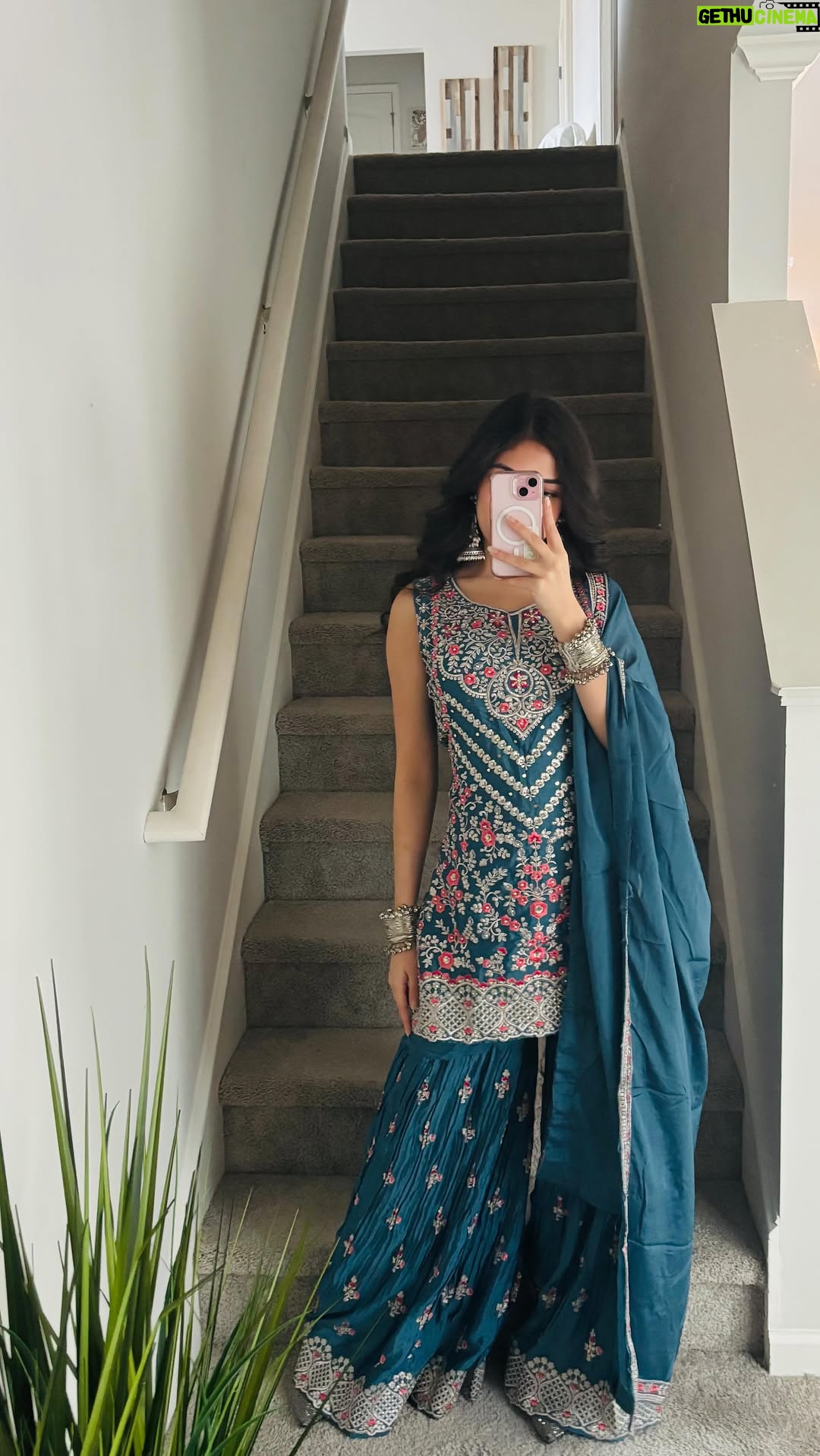 Anwita Sundaram - 18.9K Likes - Aaja Sohneya 😉🤗 wearing @ashco_collective ‘s Noor-e-Sapphire Sharara 💙💙💙 This outfit is EFFORTLESS grace @iamashimaarora 

Outfit @ashco_collective 

[ Aaja Sohneya, #Transition, Indian Outfits, #Traditional, Wedding Outfit Inspo, #Blue, Sharara, #AnwitaSundaram, Algorithm ]