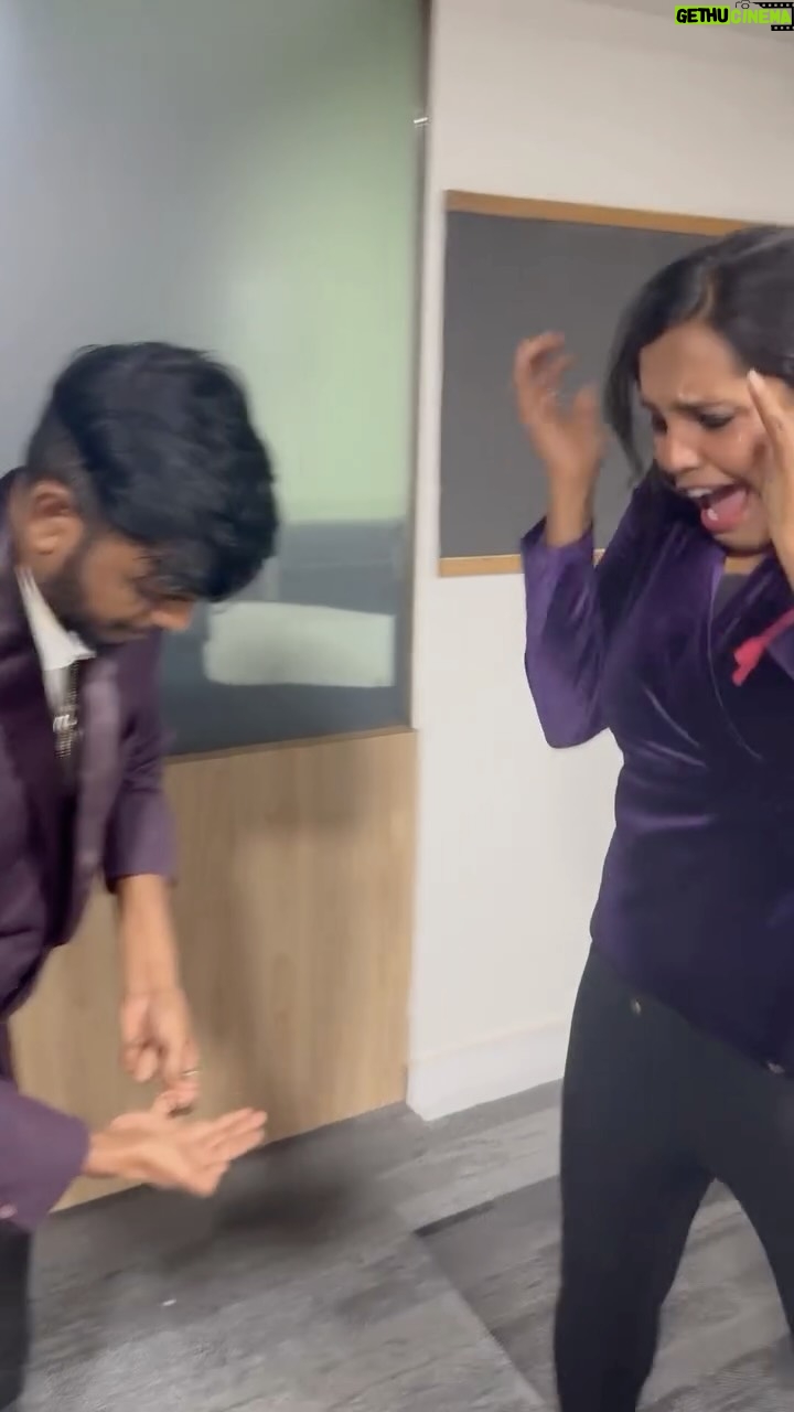Aparna Narayanan - 36.1K Likes - Finger & Ring Magic with @aparnanarayanan 

For Bookings & Classs: 9655892089

#magic #magician #illusion #vickykrishmagician #illusionist #indianmagician #explorepage #tamil #supersinger #mentalist #hypnotist #events #fingertricks #ringmagic