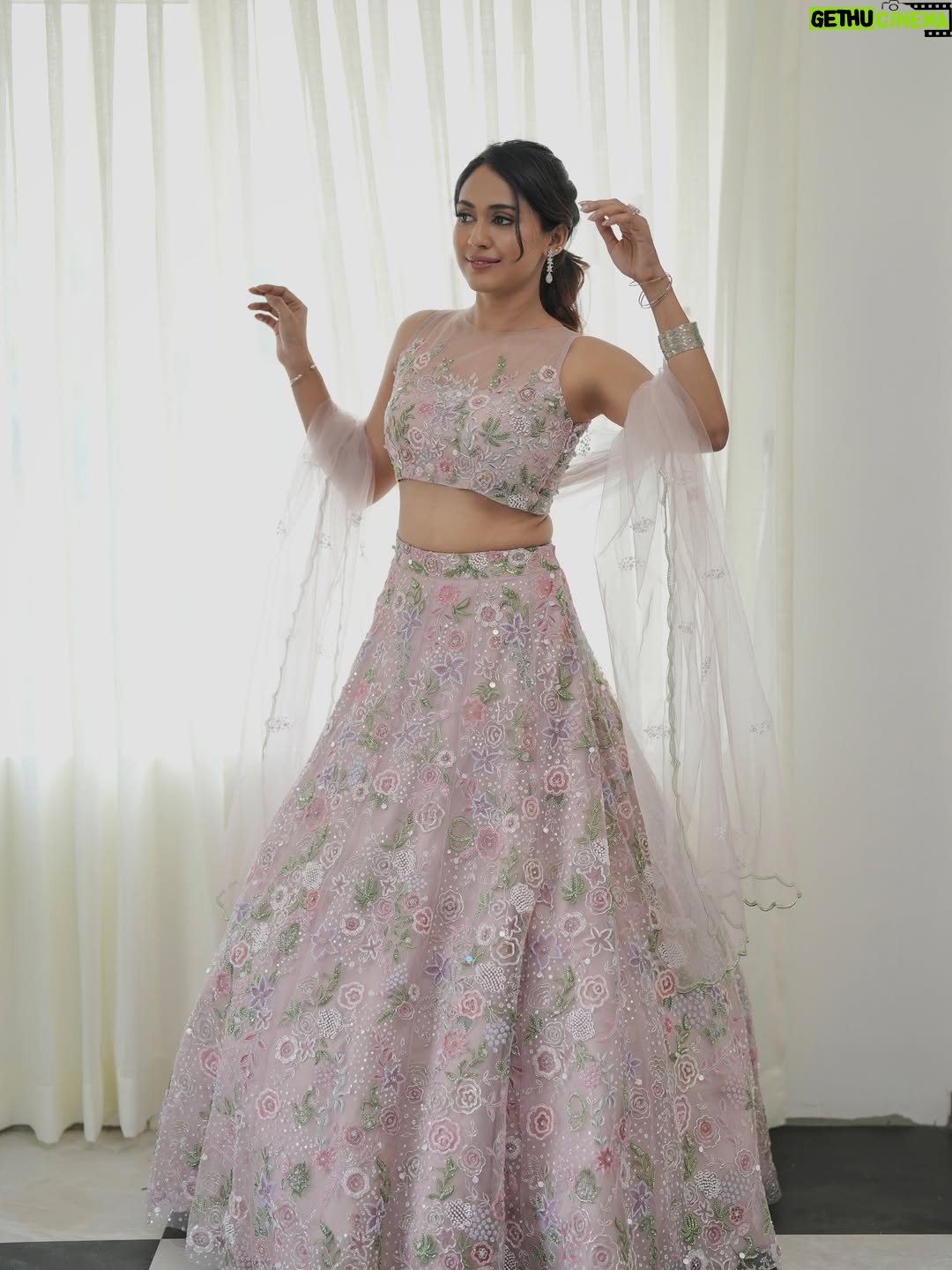 Aparna Vinod - 4.2K Likes - ✨If found please return to disney 

Outfit: @indrasdesigns @enchanting_indras_designs 
Photography: @emmanuelcharlyphotography 
MUA: @lushandluxbyak 
Stylist: @devi_sreenath
Jewellery: @indras_fine_jewellers 

#photoshoot #bridallehanga #lehanga #model #weddinglehanga #malayali