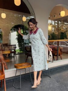 Actress Aparna Vinod HD Photos and Wallpapers December 2025