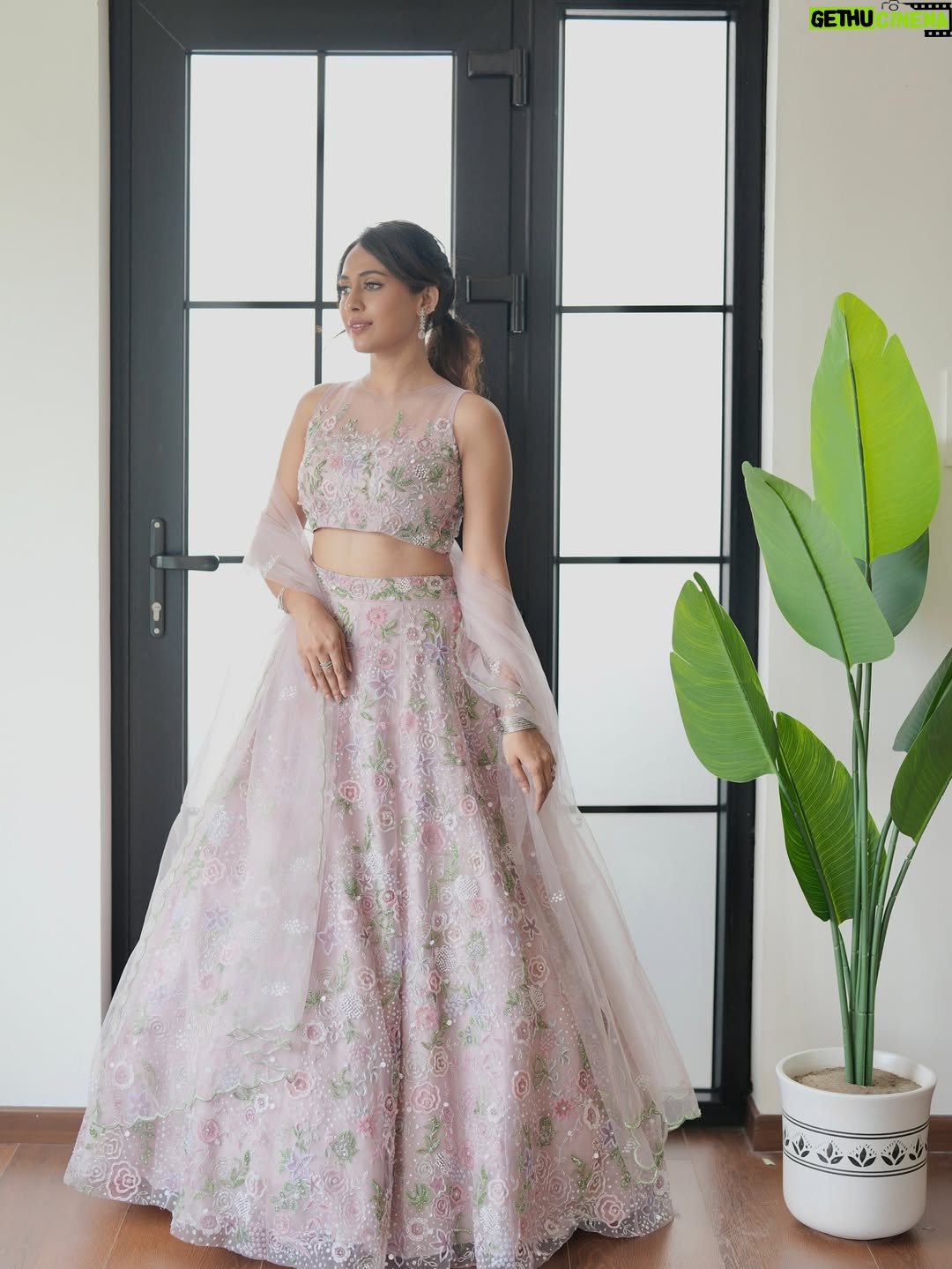 Aparna Vinod - 4.2K Likes - ✨If found please return to disney 

Outfit: @indrasdesigns @enchanting_indras_designs 
Photography: @emmanuelcharlyphotography 
MUA: @lushandluxbyak 
Stylist: @devi_sreenath
Jewellery: @indras_fine_jewellers 

#photoshoot #bridallehanga #lehanga #model #weddinglehanga #malayali