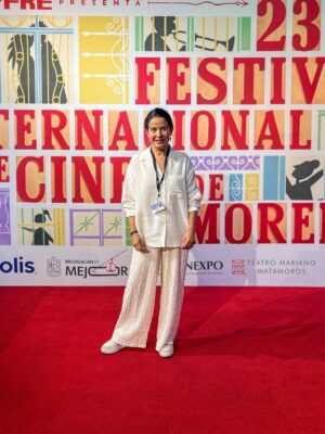 Arcelia Ramírez Instagram - Feliz de estar en el @ficm que siempre regala momentos y encuentros maravillosos!!!