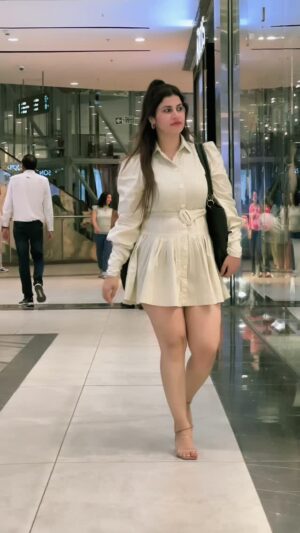 Archi Sharma Instagram - #curvyarchi