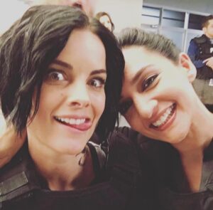 Archie Panjabi Instagram - Word on the street… Blindspot hit the No. 1 spot on Netflix after just a week of being added! 

So fun to be a part of this one and love to see that you all are enjoying it too!! 

Creator: @martingero 
Cast: @jaimiealexander @ashleythejohnson @sullygram77 @audreyesparza @brocolirobbrown @pj_byrne @ennisesmer