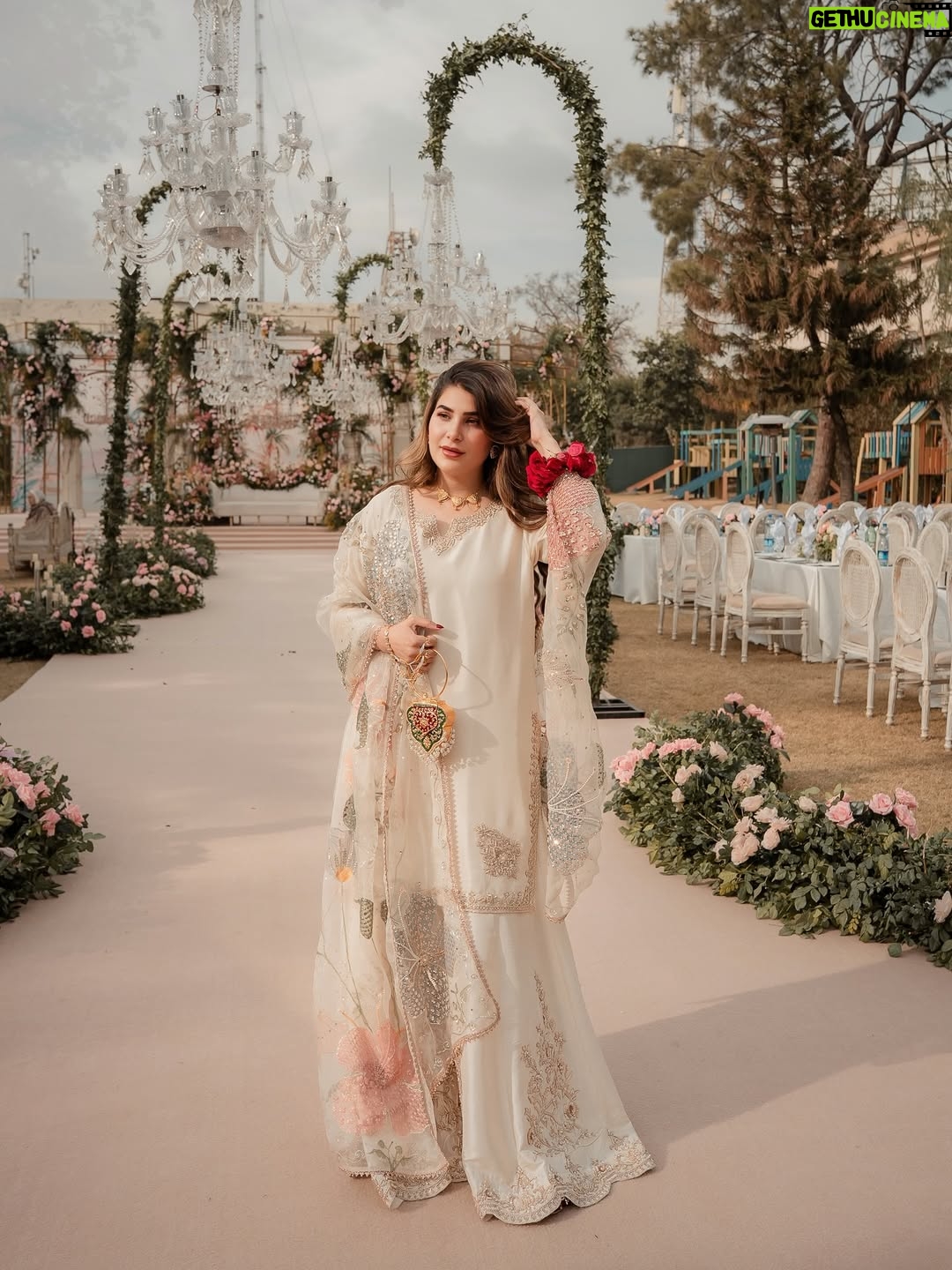 Areeba Habib - 37.8K Likes - 🌸Bloom.
@mariaasajjadofficial 
@momentosbymahnoor 
@gul.co_