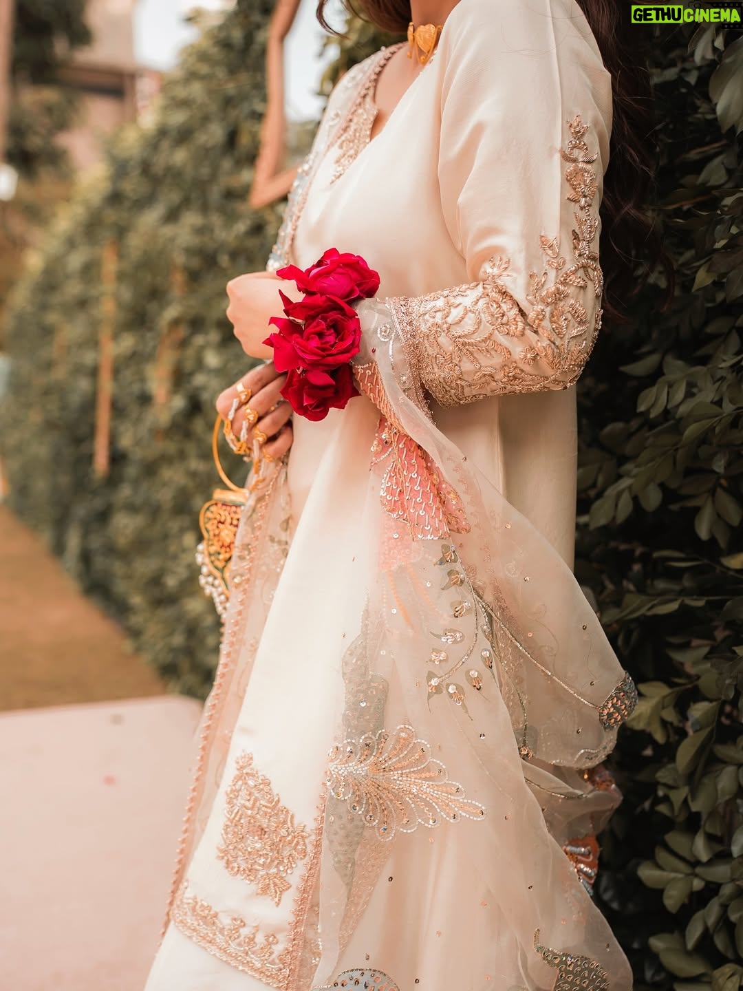 Areeba Habib - 37.8K Likes - 🌸Bloom.
@mariaasajjadofficial 
@momentosbymahnoor 
@gul.co_