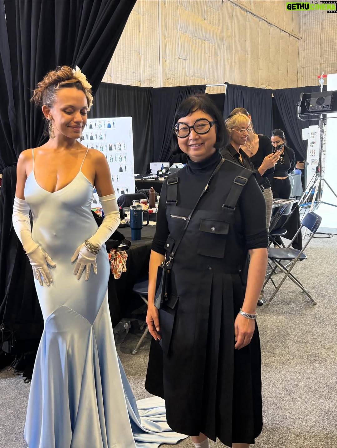 Arianne Phillips - 1.9K Likes - VOGUE WORLD HOLLYWOOD pt1. bts 
…
Thank you Anna Wintour @voguemagazine 
VOGUE WORLD x HOLLYWOOD
 The  conversation between costume design and fashion design in the pages of Vogue and on the runway live . 
It was a thrill to be alongside my costume designer colleagues and friends to celebrate their work and our craft  while honoring our community 
 100% of proceeds from ticket sales benefiting @alifeinthearts with a special initiative benefiting members of the costume community who were impacted by the 2025 California wildfires.
SPECIAL THANK YOU to the G.O.A .T @lisaloveofficial whose vision , brilliance is unmatched 🙌🏼 🙏🏼 ♥️
Thank you to @guiducci ♥️ @juancp ♥️
AND @alex_jordan_harrington ♥️whose talent , insight , patience , humor and friendship  is deeply appreciated. Thank you 🙏🏼 @leilaa for your grace and excellence 🙏🏼
👉🏼 fitting day @maria.themarias  as “Wallis Simpson / Duchess Of Windsor “ from W.E 
👉🏼 backstage credentials 
👉🏼 fitting boards w/ dream cast @sergiokletnoy 
👉🏼 fitting @scarbarbar @wa1i__ “Johnny &June”
Walk The Line 
👉🏼 fitting @abbychampion as “Sharon Tate”
Once Upon A Time In Hollywood 
👉🏼 G.O.A.T’s everywhere @patmcgrathreal @jimmypaulhair @shirleykurata @thesandypowell 
👉🏼 100 hair & makeup stations 👋🏼 @mistercorvette 
👉🏼 master of ceremonies & secret sauce wizard of 👌🏼@alex_jordan_harrington 
👉🏼 walking the walk  @stephengalloway 
👉🏼 rehearsal with @thesandypowell @stephengalloway 
👉🏼 front row ready 
👉🏼 costume designer rehearsal @jacquielwest @thesandypowell @colleenatwoodofficial @lisaloveofficial 
👉🏼 genius summit @fatima_noir @stephengalloway 
👉🏼 @alex_jordan_harrington fashion run-thru
👉🏼 backstage 
👉🏼 @shirleykurata  making magic in her fittings
👉🏼 fitting still w/ Nashville cutie Scarlet & Wali 👌🏼
👉🏼 I spy  the great @milenacanonero.official fitting with Alex Harrington & Vogue team 
👉🏼 the day before at home  my own private run-thru figuring out my look 😝
#vogueworldhollywood #ariannearchive