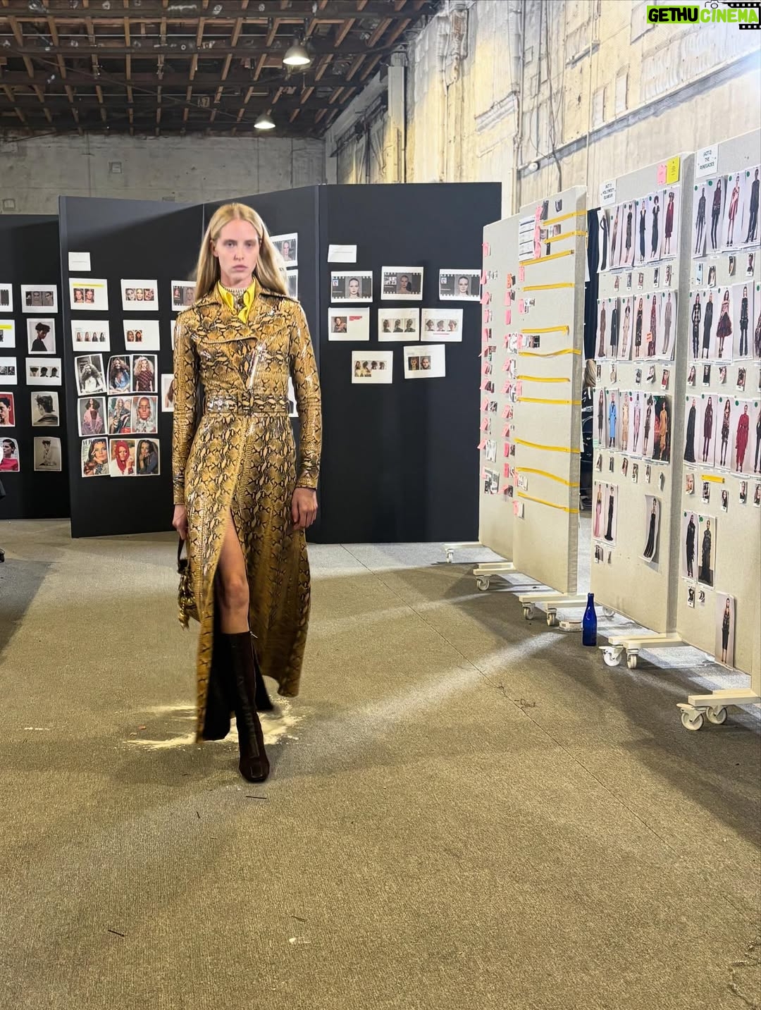 Arianne Phillips - 1.9K Likes - VOGUE WORLD HOLLYWOOD pt1. bts 
…
Thank you Anna Wintour @voguemagazine 
VOGUE WORLD x HOLLYWOOD
 The  conversation between costume design and fashion design in the pages of Vogue and on the runway live . 
It was a thrill to be alongside my costume designer colleagues and friends to celebrate their work and our craft  while honoring our community 
 100% of proceeds from ticket sales benefiting @alifeinthearts with a special initiative benefiting members of the costume community who were impacted by the 2025 California wildfires.
SPECIAL THANK YOU to the G.O.A .T @lisaloveofficial whose vision , brilliance is unmatched 🙌🏼 🙏🏼 ♥️
Thank you to @guiducci ♥️ @juancp ♥️
AND @alex_jordan_harrington ♥️whose talent , insight , patience , humor and friendship  is deeply appreciated. Thank you 🙏🏼 @leilaa for your grace and excellence 🙏🏼
👉🏼 fitting day @maria.themarias  as “Wallis Simpson / Duchess Of Windsor “ from W.E 
👉🏼 backstage credentials 
👉🏼 fitting boards w/ dream cast @sergiokletnoy 
👉🏼 fitting @scarbarbar @wa1i__ “Johnny &June”
Walk The Line 
👉🏼 fitting @abbychampion as “Sharon Tate”
Once Upon A Time In Hollywood 
👉🏼 G.O.A.T’s everywhere @patmcgrathreal @jimmypaulhair @shirleykurata @thesandypowell 
👉🏼 100 hair & makeup stations 👋🏼 @mistercorvette 
👉🏼 master of ceremonies & secret sauce wizard of 👌🏼@alex_jordan_harrington 
👉🏼 walking the walk  @stephengalloway 
👉🏼 rehearsal with @thesandypowell @stephengalloway 
👉🏼 front row ready 
👉🏼 costume designer rehearsal @jacquielwest @thesandypowell @colleenatwoodofficial @lisaloveofficial 
👉🏼 genius summit @fatima_noir @stephengalloway 
👉🏼 @alex_jordan_harrington fashion run-thru
👉🏼 backstage 
👉🏼 @shirleykurata  making magic in her fittings
👉🏼 fitting still w/ Nashville cutie Scarlet & Wali 👌🏼
👉🏼 I spy  the great @milenacanonero.official fitting with Alex Harrington & Vogue team 
👉🏼 the day before at home  my own private run-thru figuring out my look 😝
#vogueworldhollywood #ariannearchive