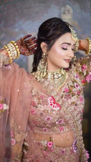 Arohi Khurana Instagram - Ab mujhe mera Prem Kumar😂pehchan hi nhi Payega😂