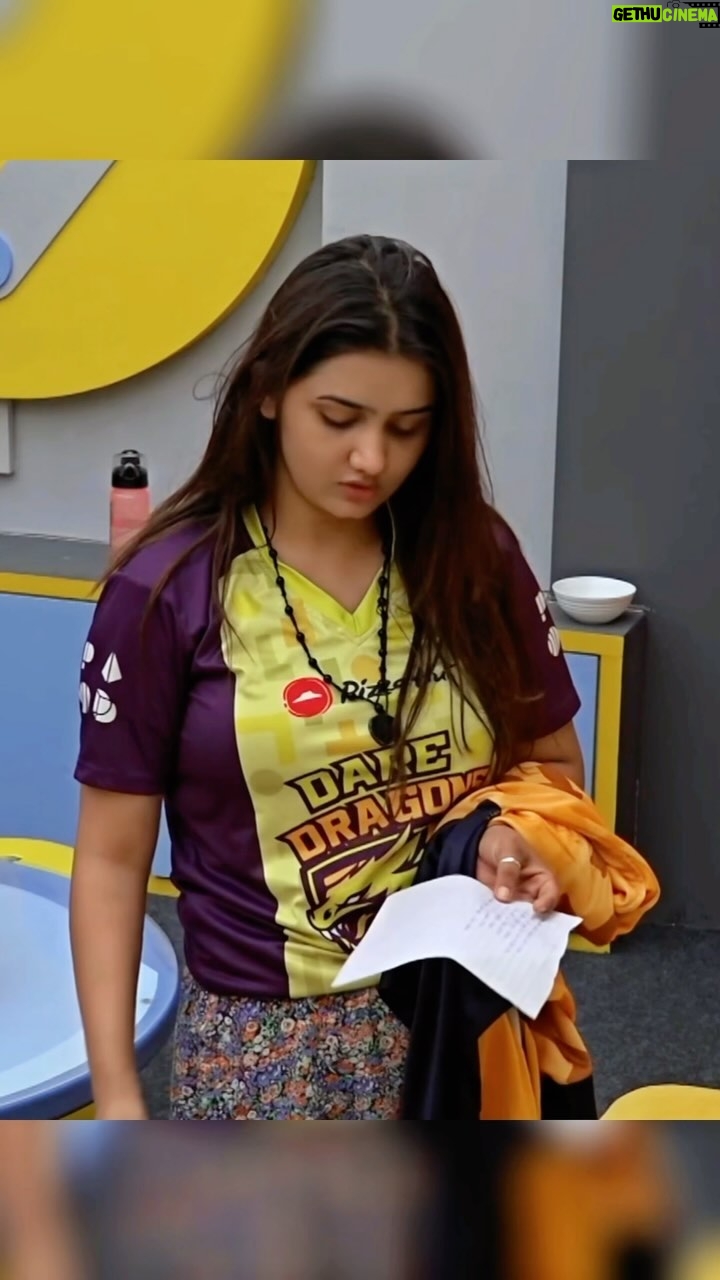 Arohi Khurana - 291.5K Likes - Mai jisee bhe dosti karti hu puri lifetime tak karti hun🫶❤️
kya aap bhe aise hi ho mere jaisa ?

.

@amazonminitv 
@playground_global