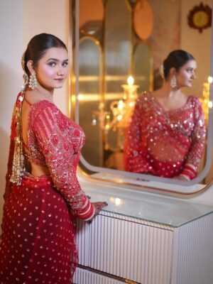 Arohi Khurana Instagram - Tere bina🫠🥹❤️
.
.
.
.
Makeup by my favorite @rahil_makeovers
#arohikhurana #arohians #explorepage