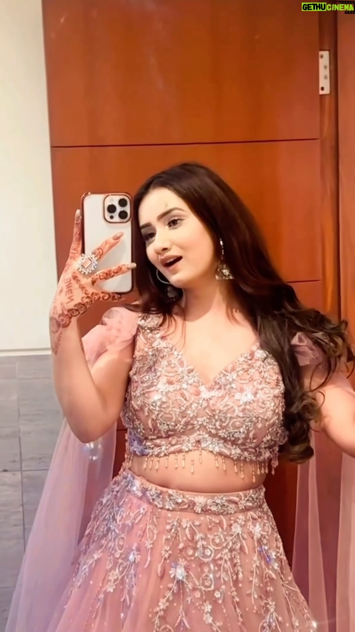 Arohi Khurana - 0.9 Million Likes - Log Pagal Samjhenge Aur Hum Trophy Leke Nikl Jayenge 😅🏆❤️

Kaun Kaun Chahta Hai Arohi Jeetey? 🏆

VOTE FOR #ArohiKhurana ❤️

Click on the link in bio

@amazonminitv
🎨- @munch.graphic 

#VoteForArohiKhurana #PlayGround #Arohi Khurana